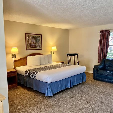 Four Seasons Inn Maggie Valley Exterior photo